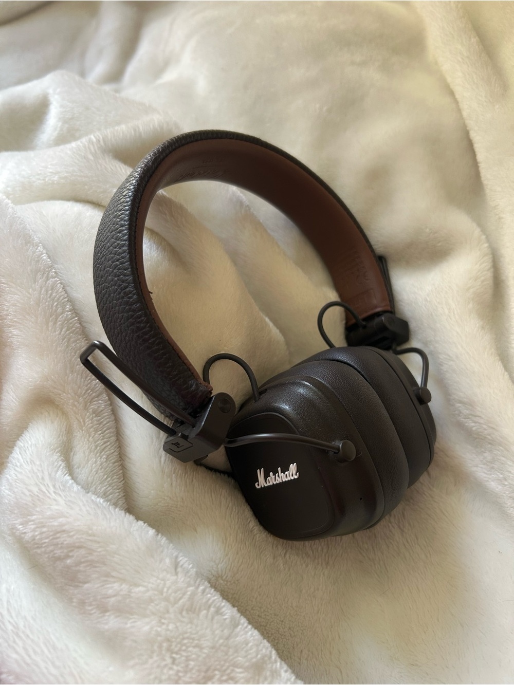 Marshall Brown On-Ear Headphones